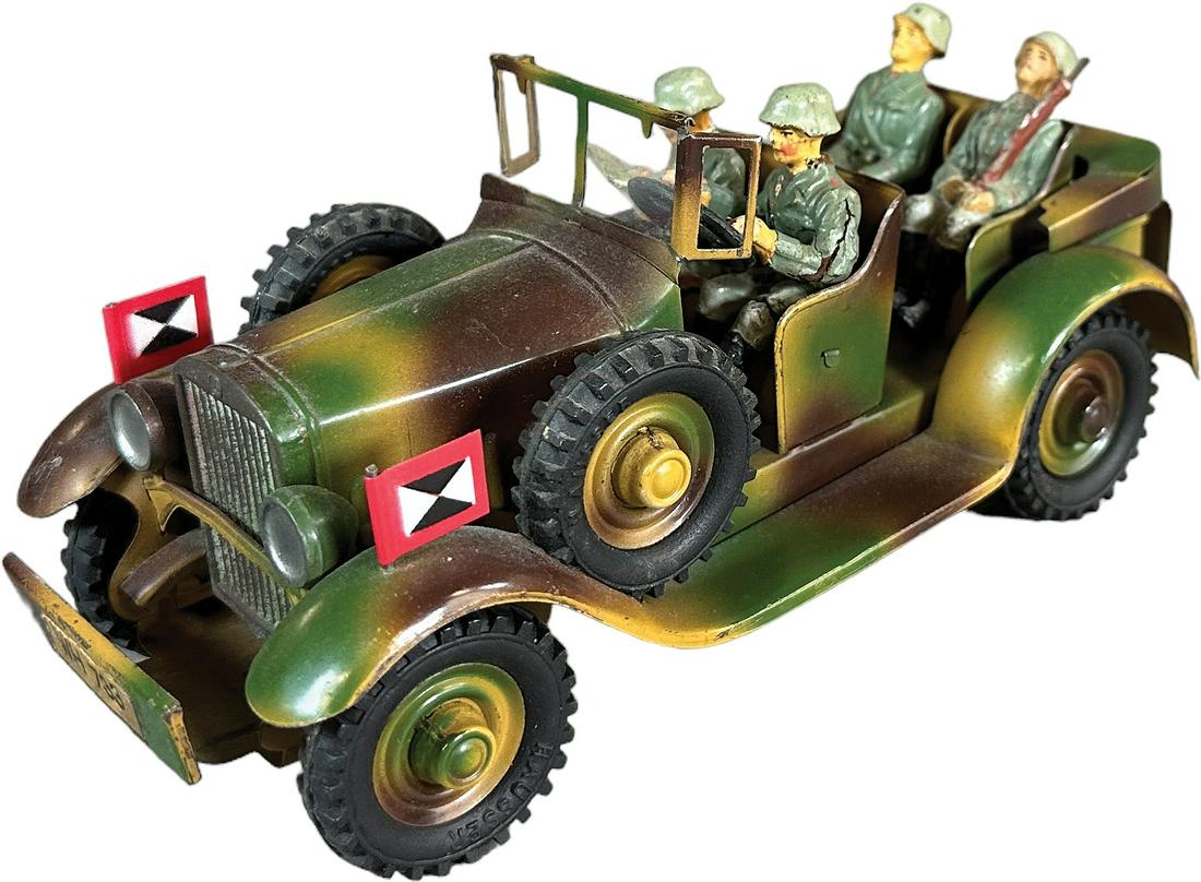 HAUSSER FIELD CAR #2 (1 of 5)