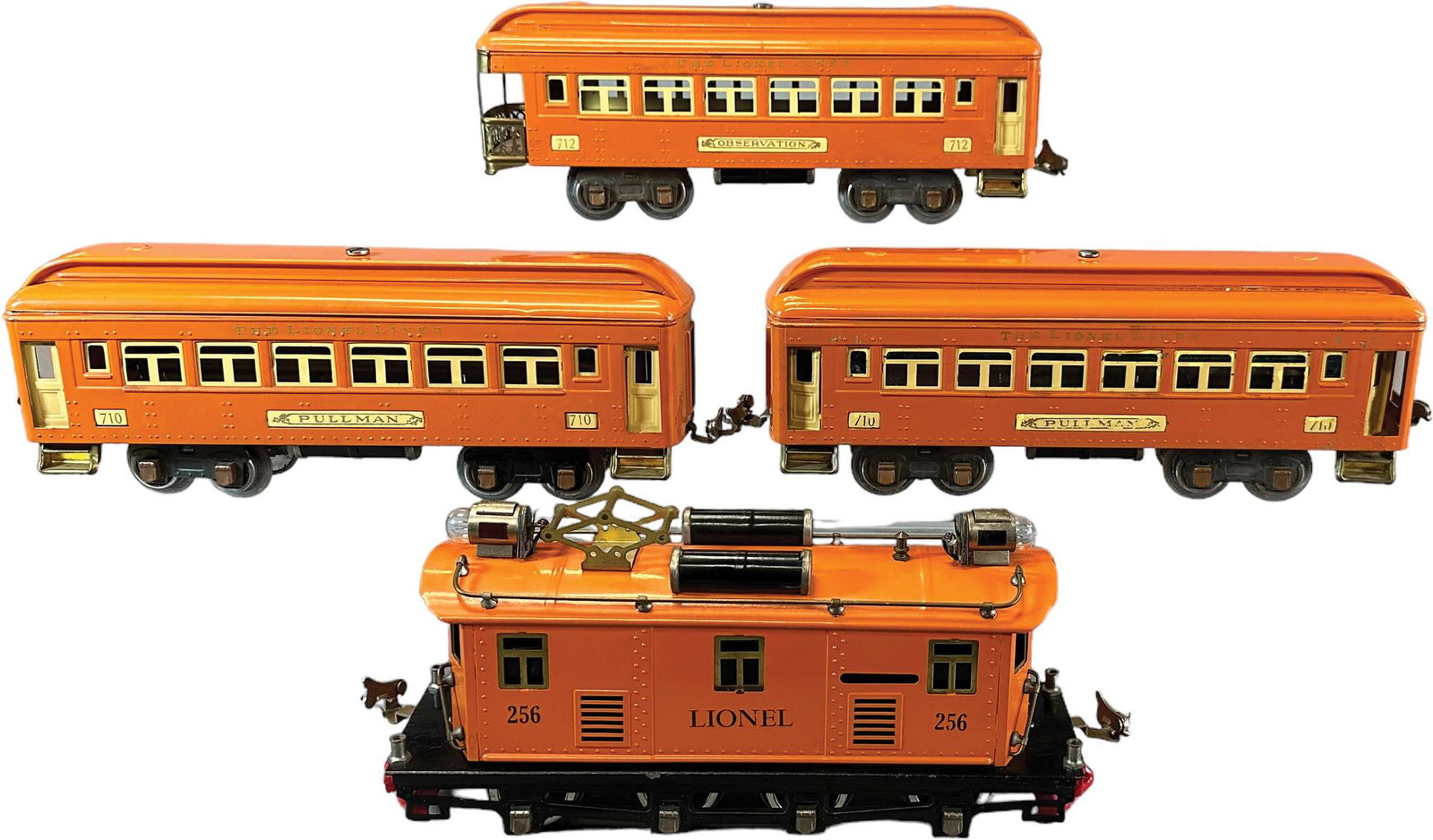 LIONEL 256 LOCO AND PASSENGER CARS: 159. LIONEL 256 LOCO AND PASSENGER CARS | 0 gauge. | 11" l. loco. | Restored. | $300 - $600