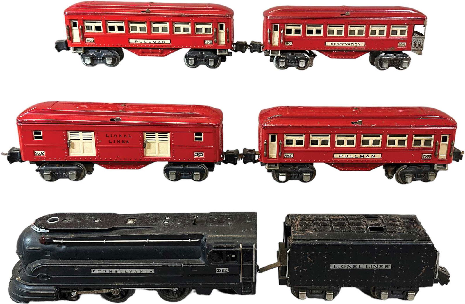PREWAR LIONEL 2600 SERIES PASSENGER SET (1 of 5)