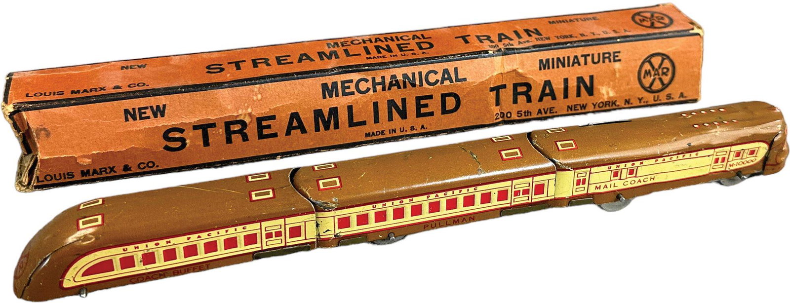 BOXED MARX MECHANICAL STREAMLINED TRAIN (1 of 4)