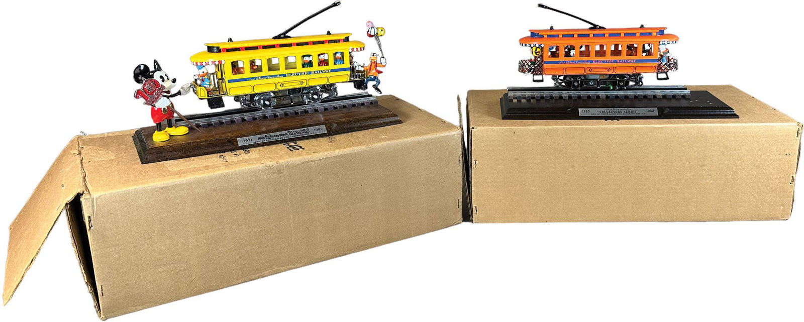 TWO BOXED PRIDE LINES DISNEY TROLLEYS (1 of 9)