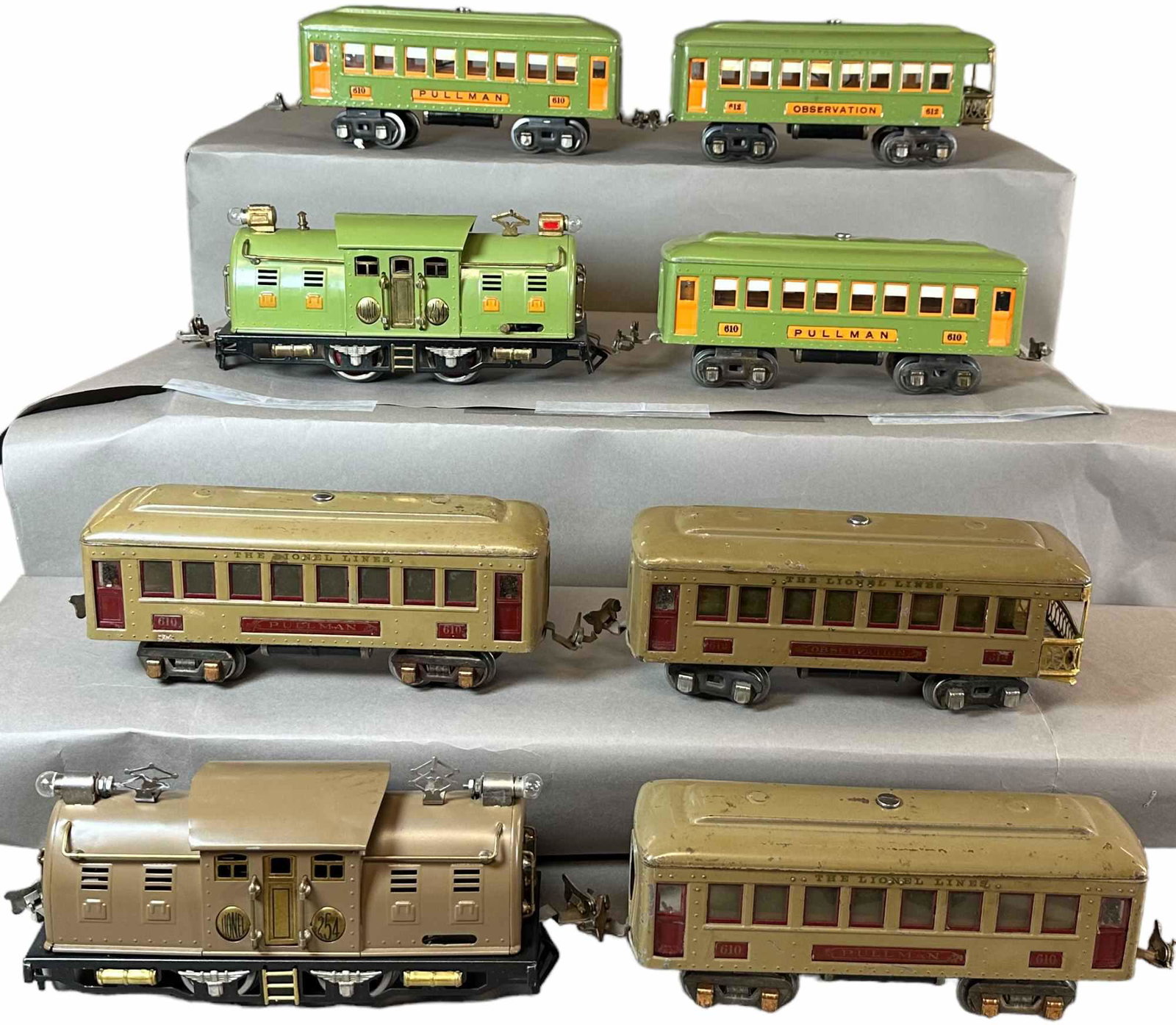 LIONEL NO. 254 PASSENGER SETS (1 of 5)