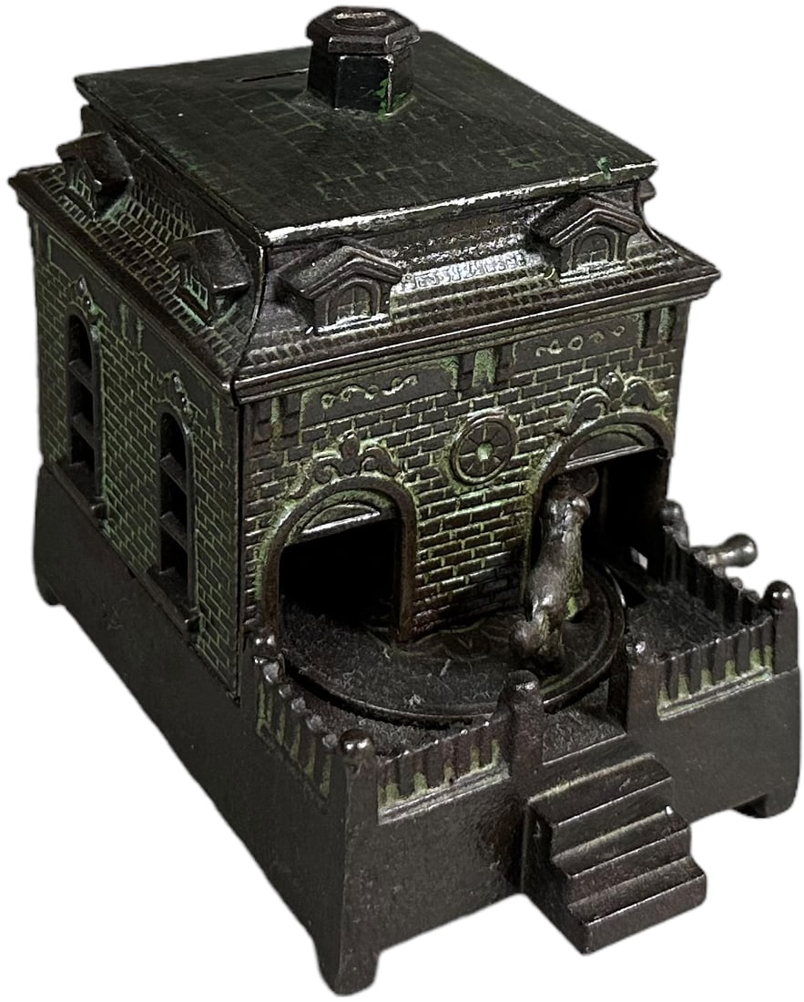 JUDD DOG ON TURNTABLE BANK (1 of 5)