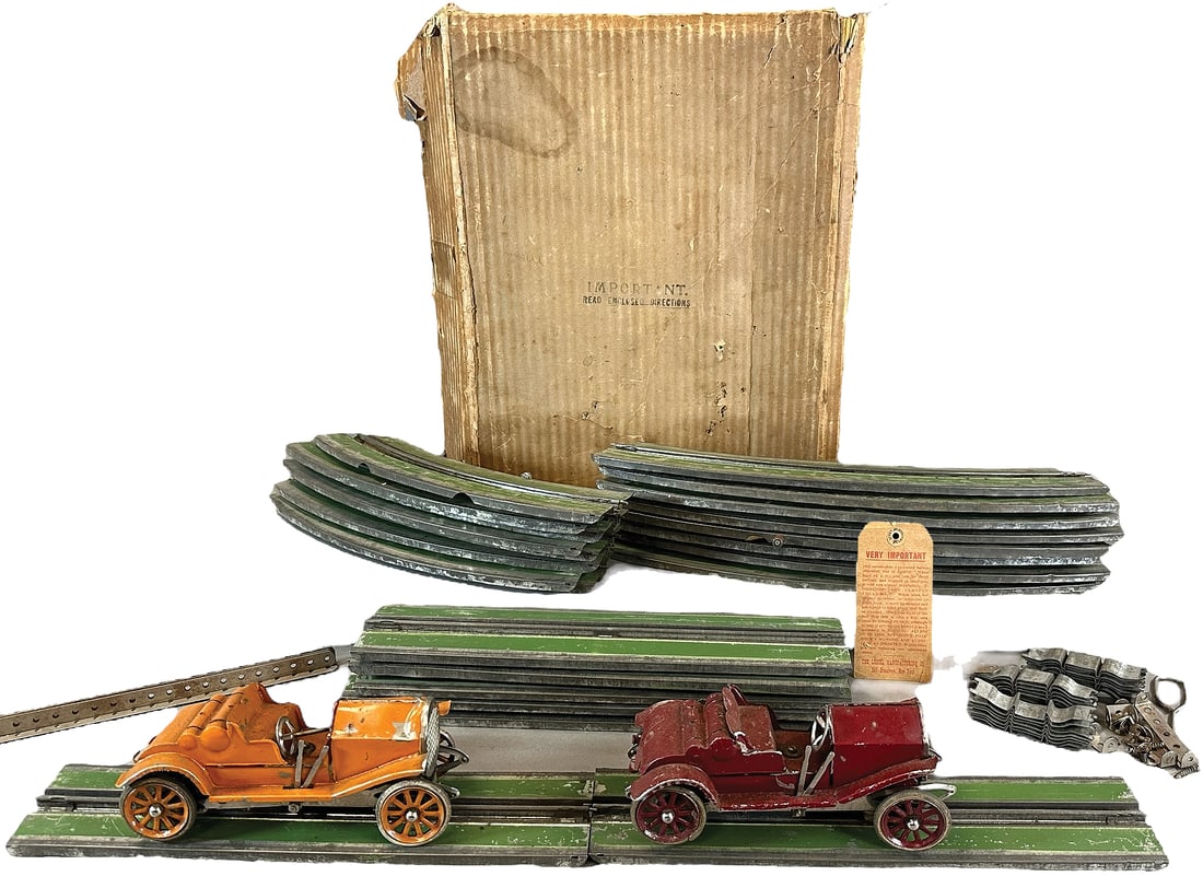 BOXED LIONEL RACING SLOT CAR SET (1 of 10)