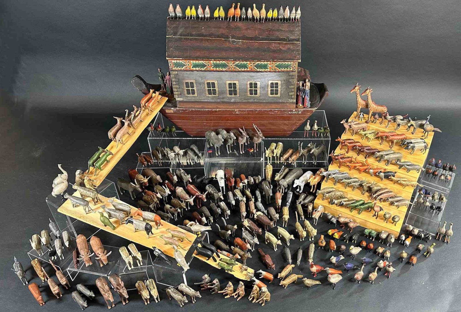 EXTRAORDINARY LARGE NOAH'S ARK (1 of 20)