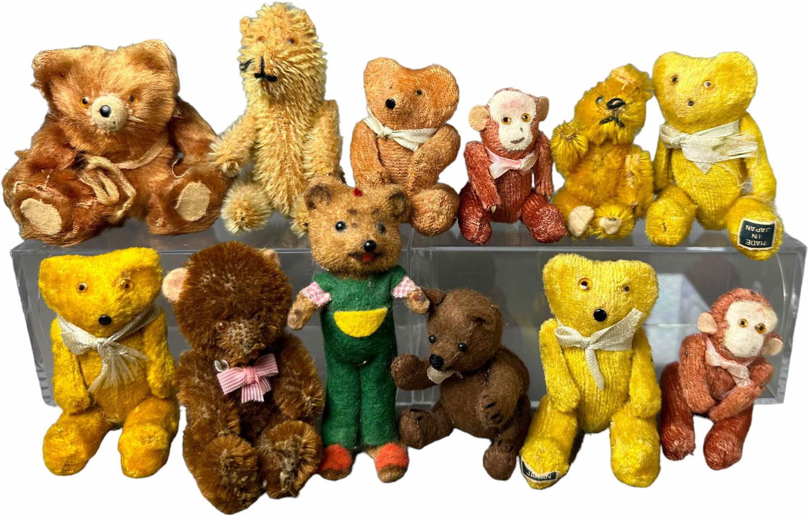 SMALL SCHUCO STYLE BEARS AND ANIMALS: 290. SMALL SCHUCO STYLE BEARS AND ANIMALS | Lot of 12. | 3.5" h. each | (Excellent Condition) | $300 - $600