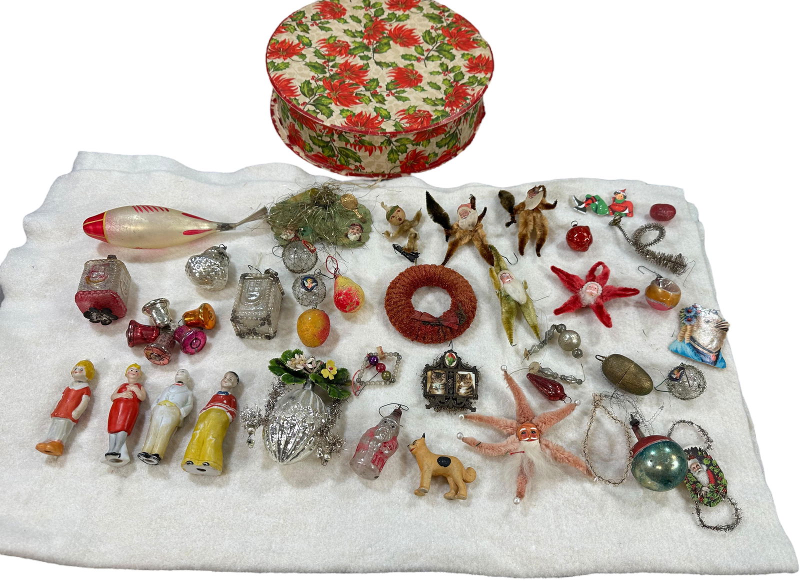 BOX OF ASSORTED ORNAMENTS FOR FEATHER TREES (1 of 4)