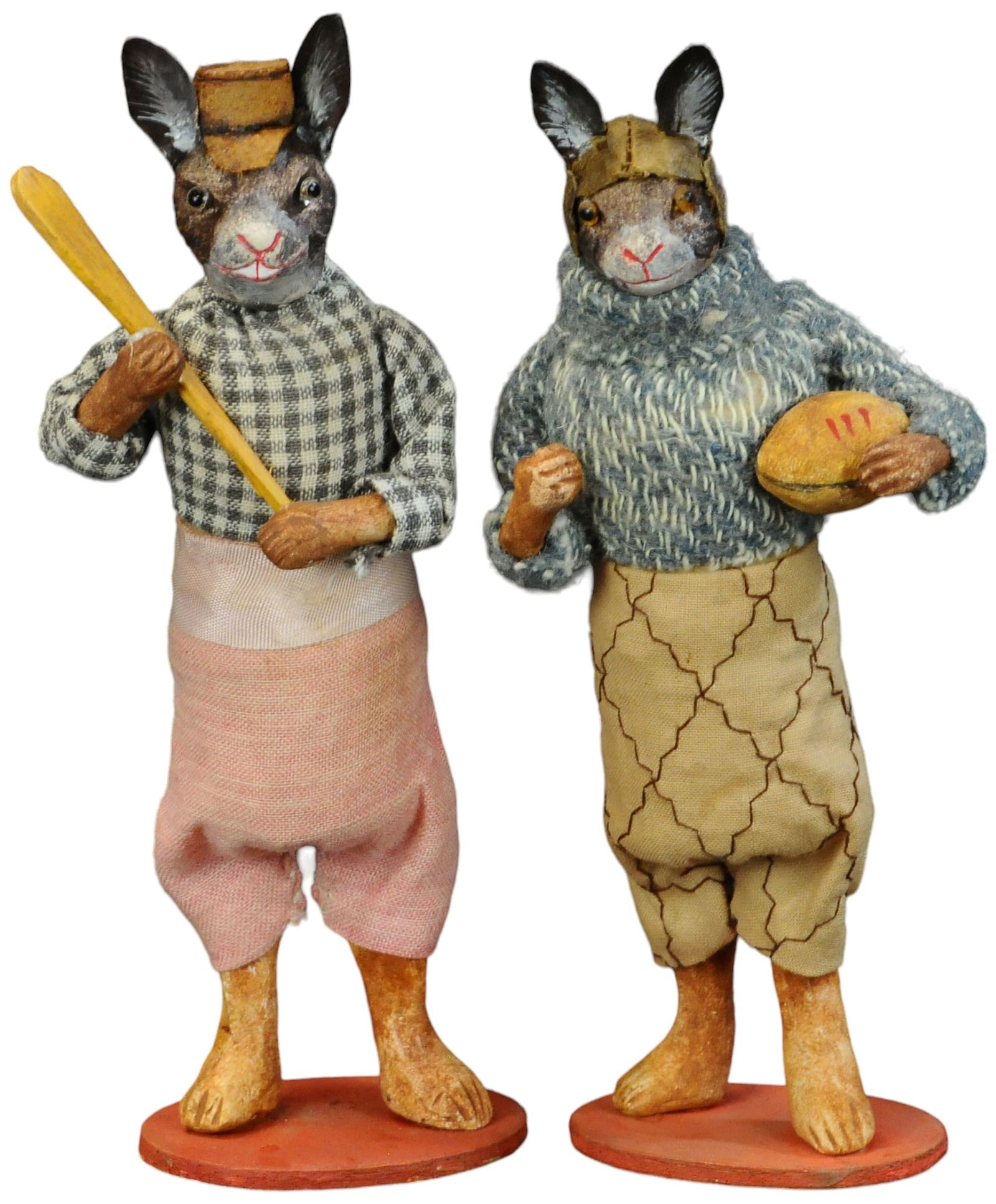 RABBITS PLAYING SPORTS CANDY CONTAINER (1 of 3)