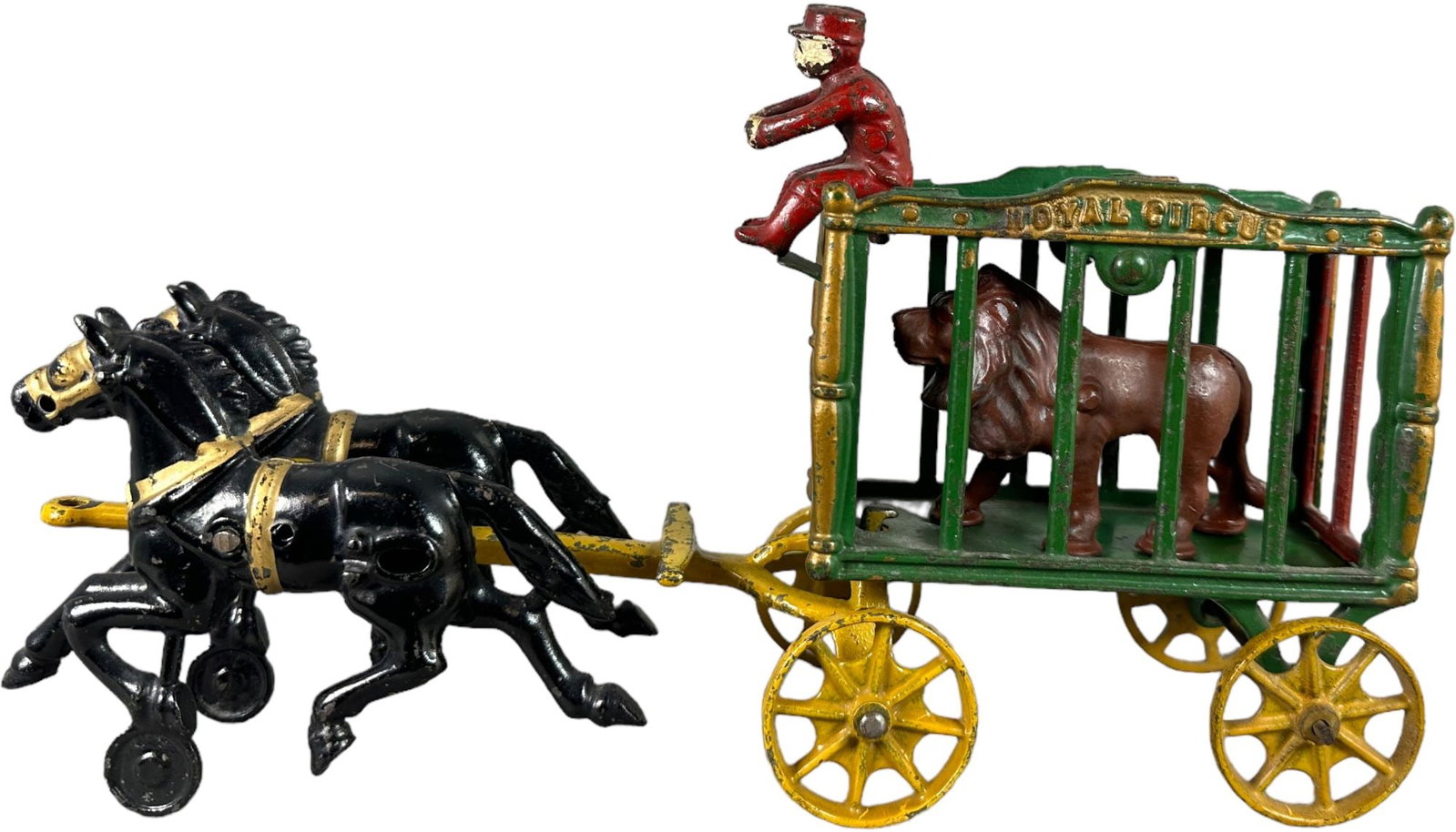 HUBLEY REDUCED LION CIRCUS WAGON: 179. HUBLEY REDUCED LION CIRCUS WAGON | 11.5" l. | Lion is repainted, otherwise all original (Excellent Condition) | $400 - $800