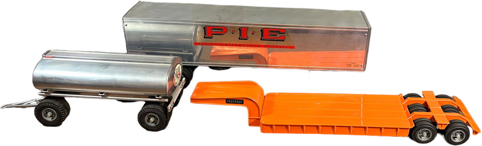 THREE SMITH MILLER TRUCK BACK-ENDS (1 of 5)