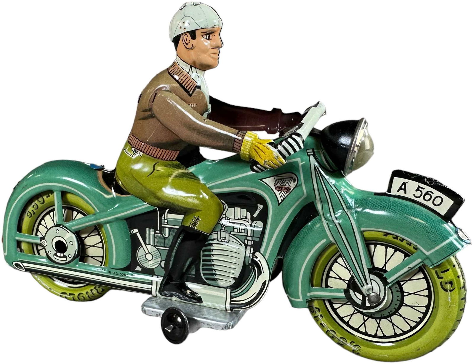 ARNOLD A560 TOURING MOTORCYCLE (1 of 5)