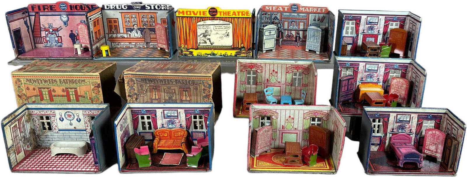 ASSORTED MARX HONEYMOONERS BUILDINGS (1 of 8)