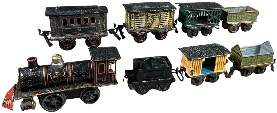 MARKLIN LOCO AND EARLY CARS (1 of 6)