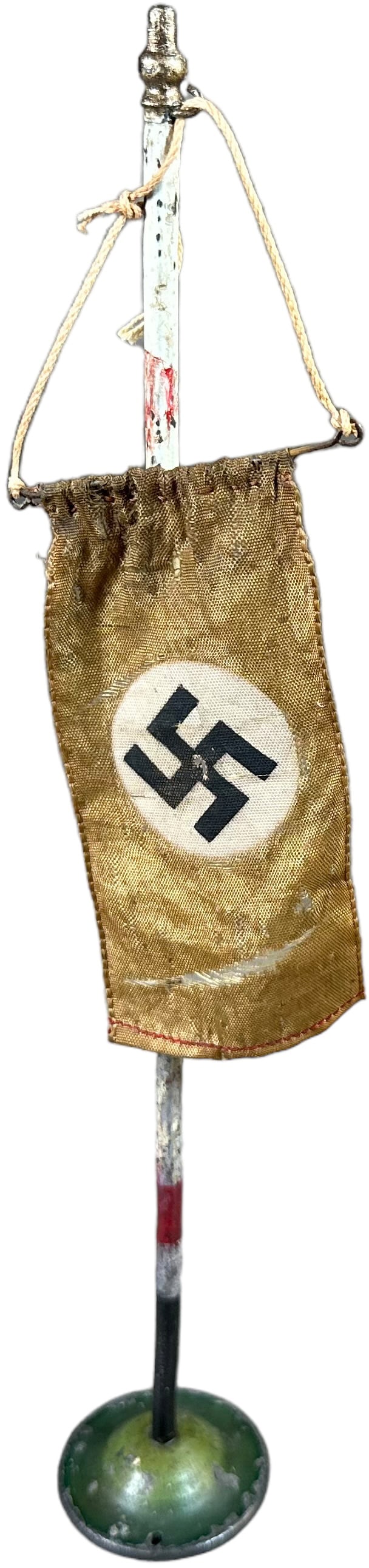 MARKLIN BENNER POLE & FLAG (1 of 3)