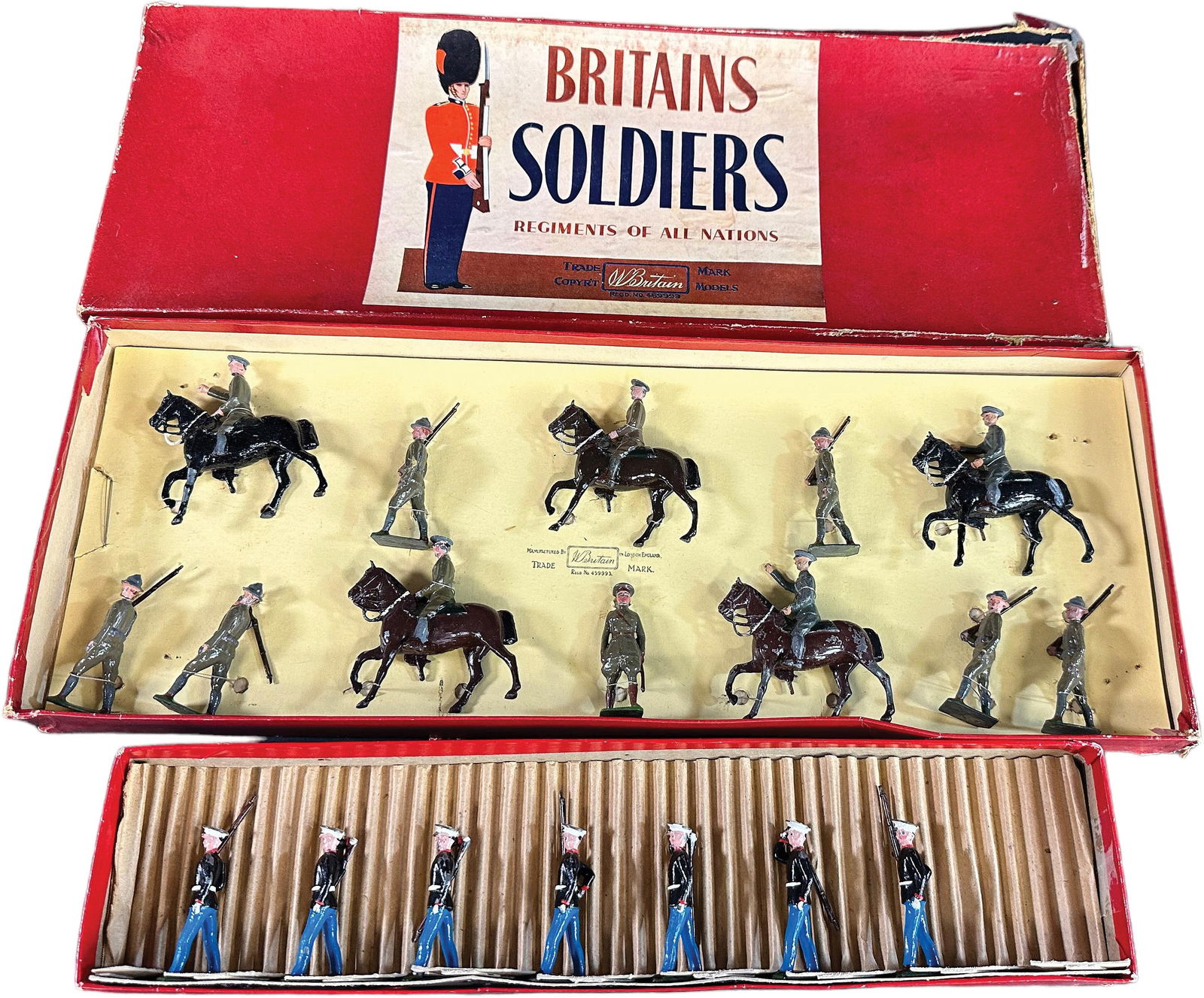 BRITAIN'S USA CAVALRY & INFANTRY (1 of 5)