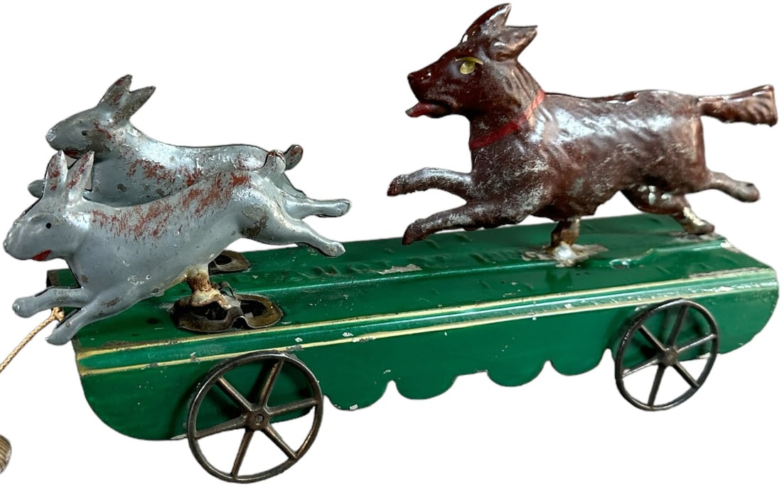 FALLOWS DOG CHASING RABBITS TOY (1 of 5)