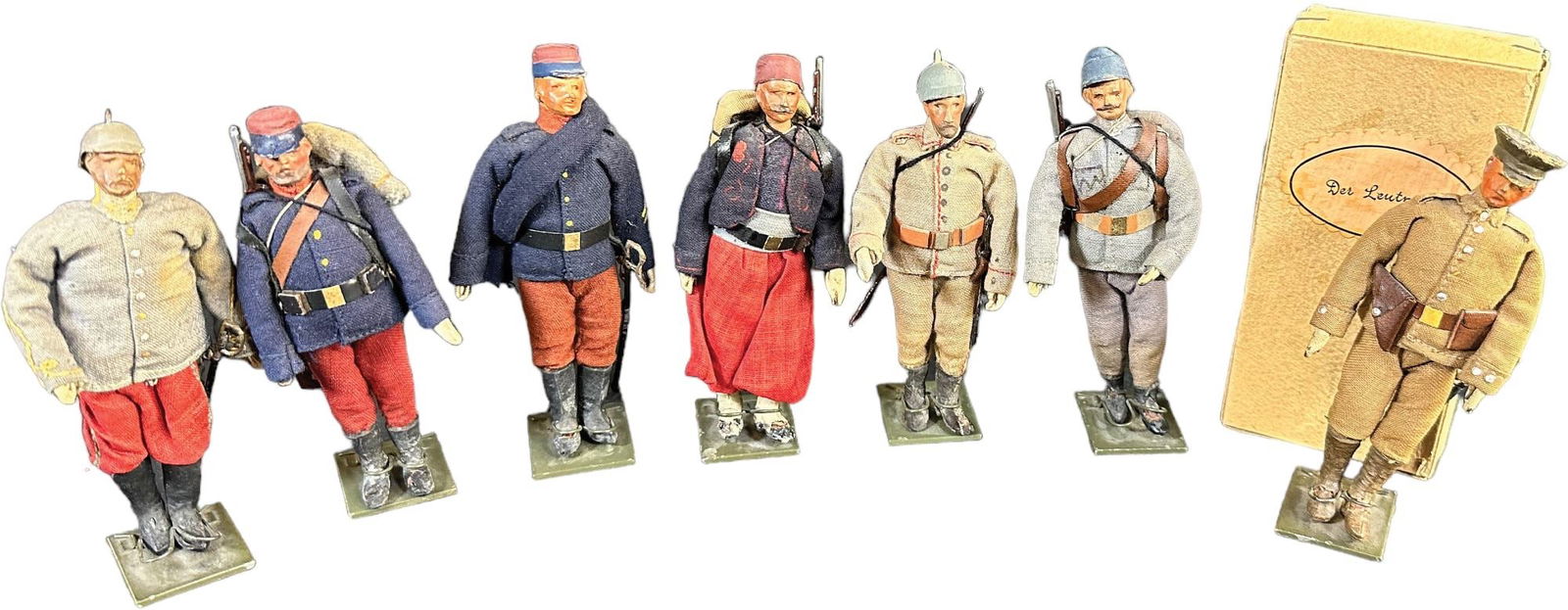 ASSORTED PFIEFFER SOLDIER FIGURES (1 of 6)