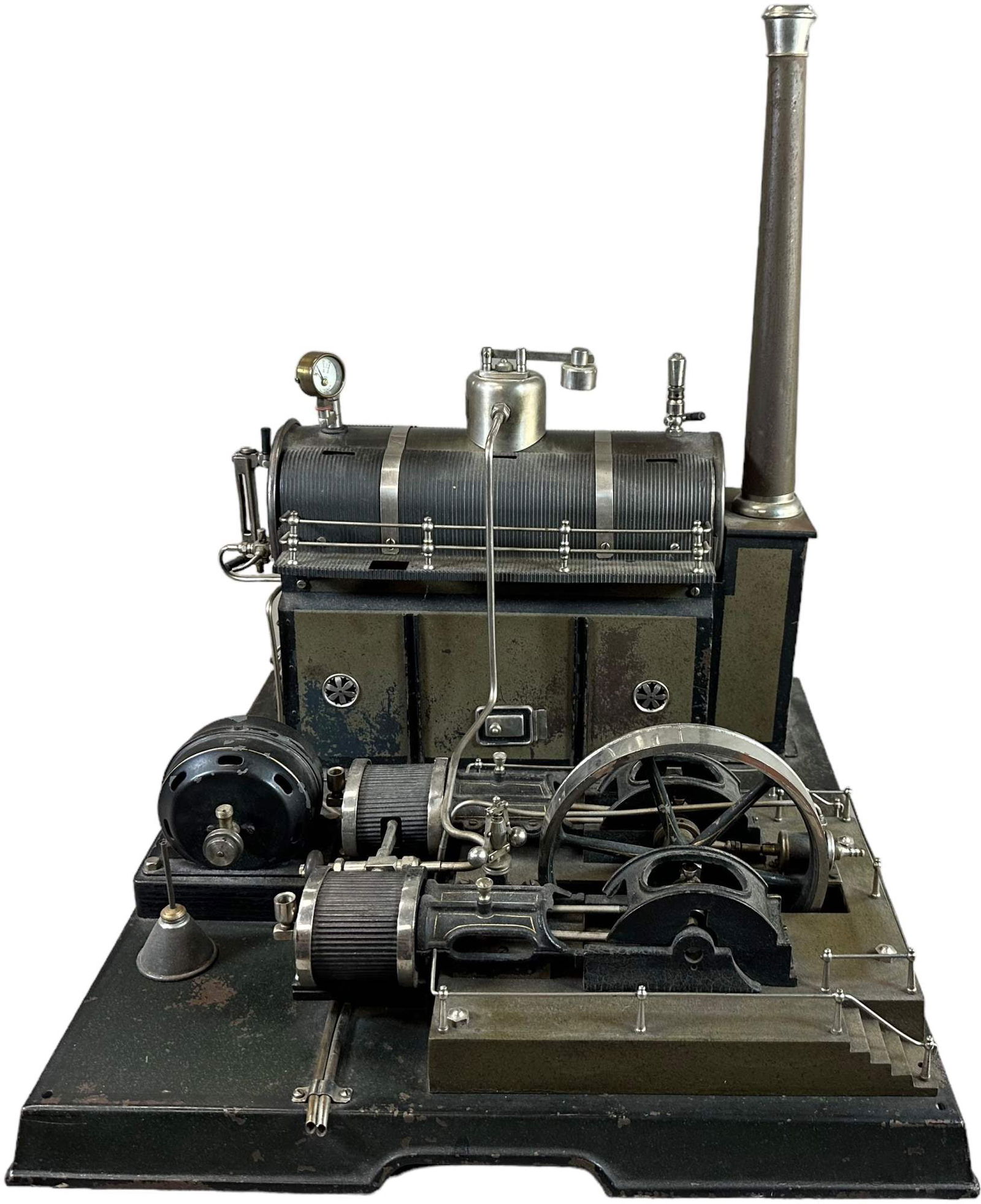 LARGE MARKLIN HORIZONTAL STEAM PLANT W/ DYNAMO (1 of 7)