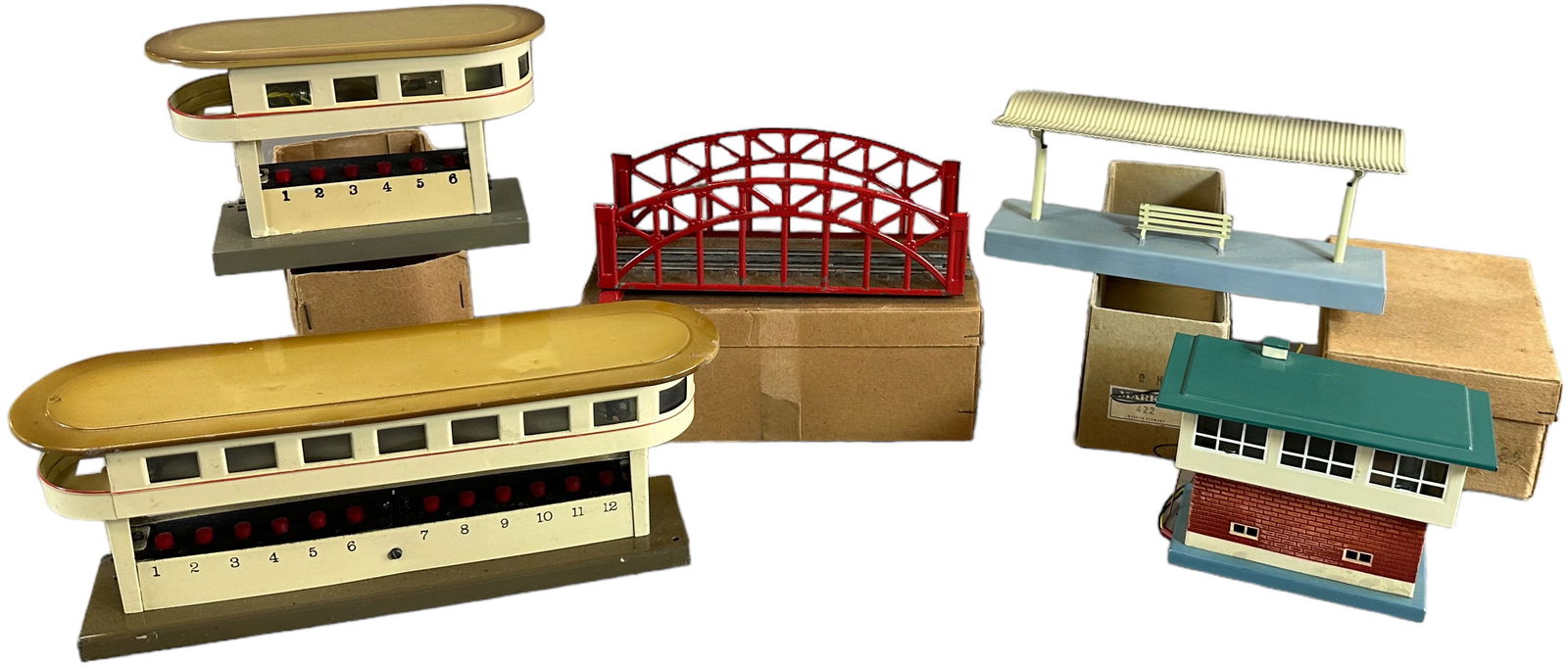 MARKLIN HO TRAIN ACCESSORIES (1 of 2)