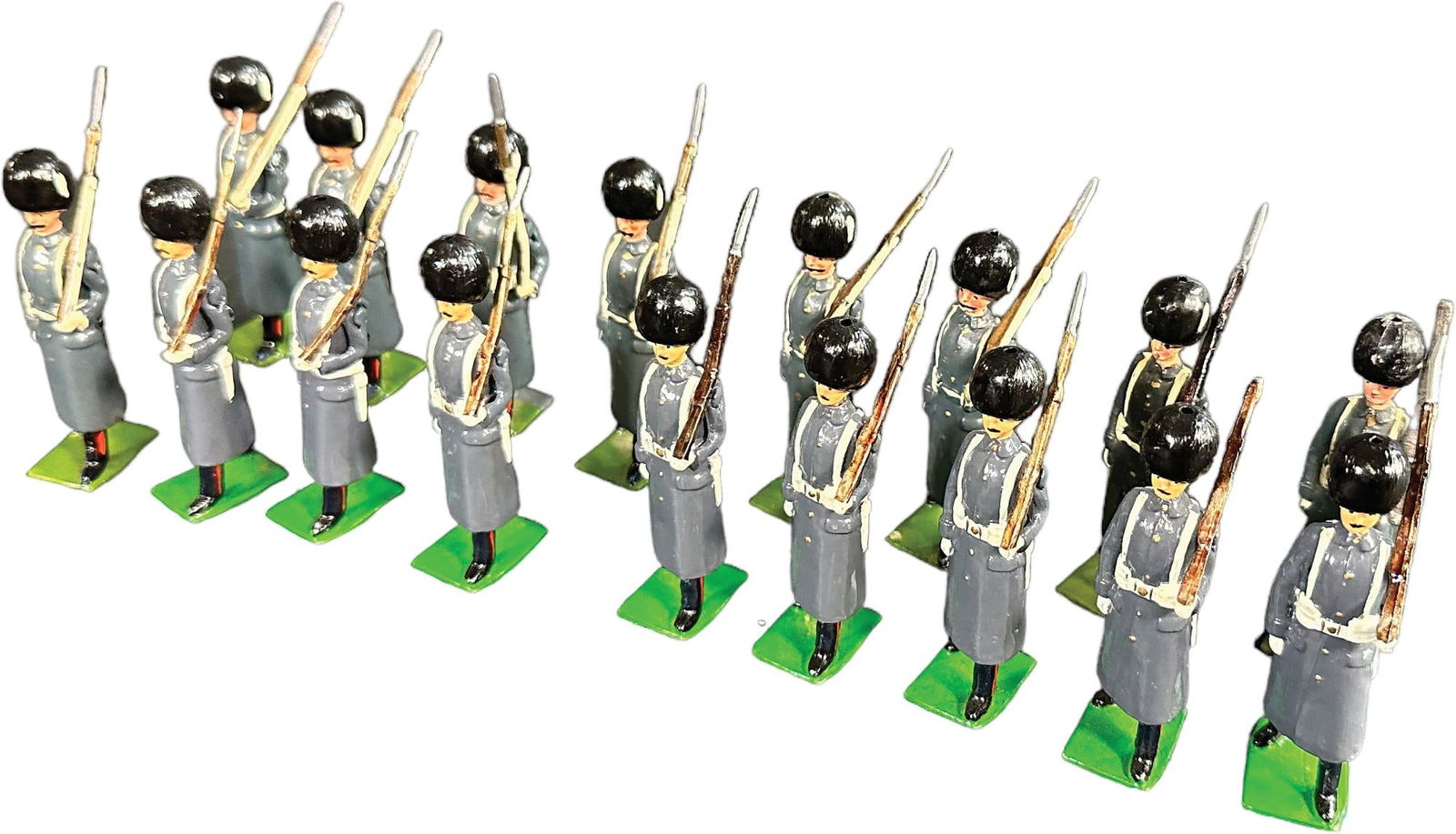 BRITAINS GRENADIER GUARDS IN WINTER COATS (1 of 4)