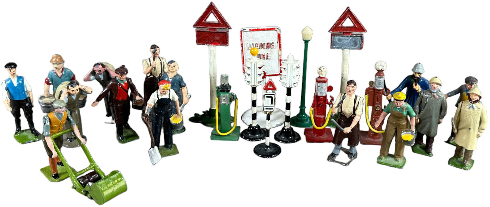 ENGLISH HALLOWCAST ASSORTED FIGURES (1 of 4)