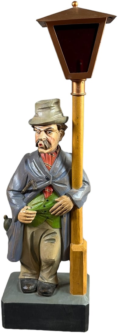 GRIESBAUM HOBO AT LAMP POST WHISTLER (1 of 5)