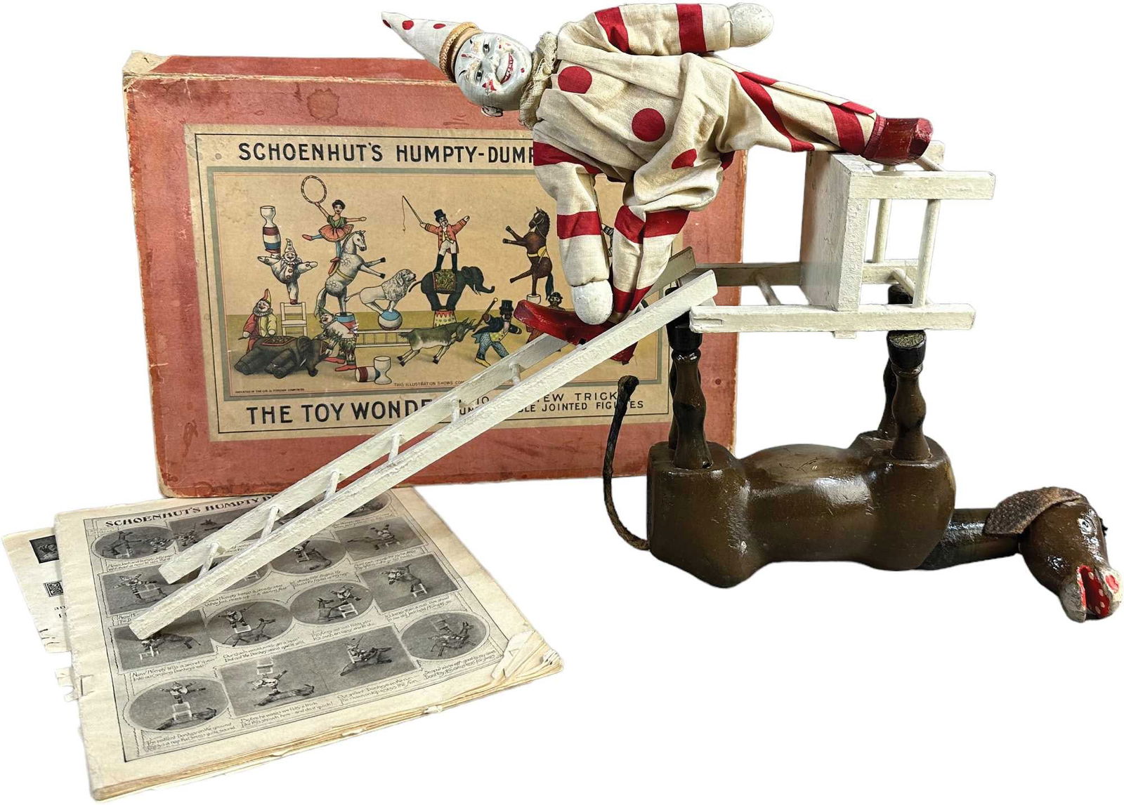 BOXED SCHOENHUT TOY WONDER PERFORMERS (1 of 7)