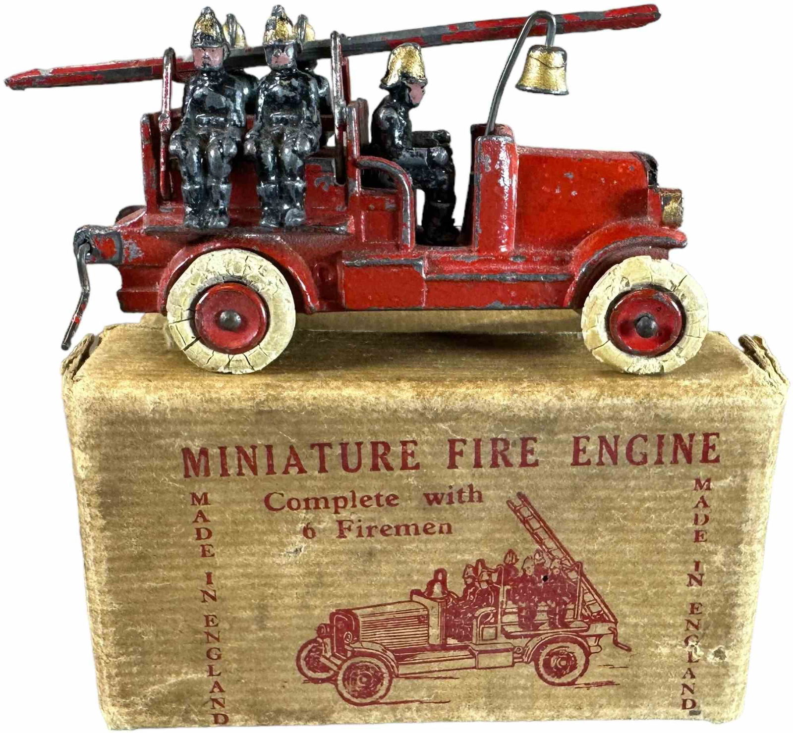 JOHILLCO ENGLAND MINIATURE FIRE ENGINE (1 of 6)