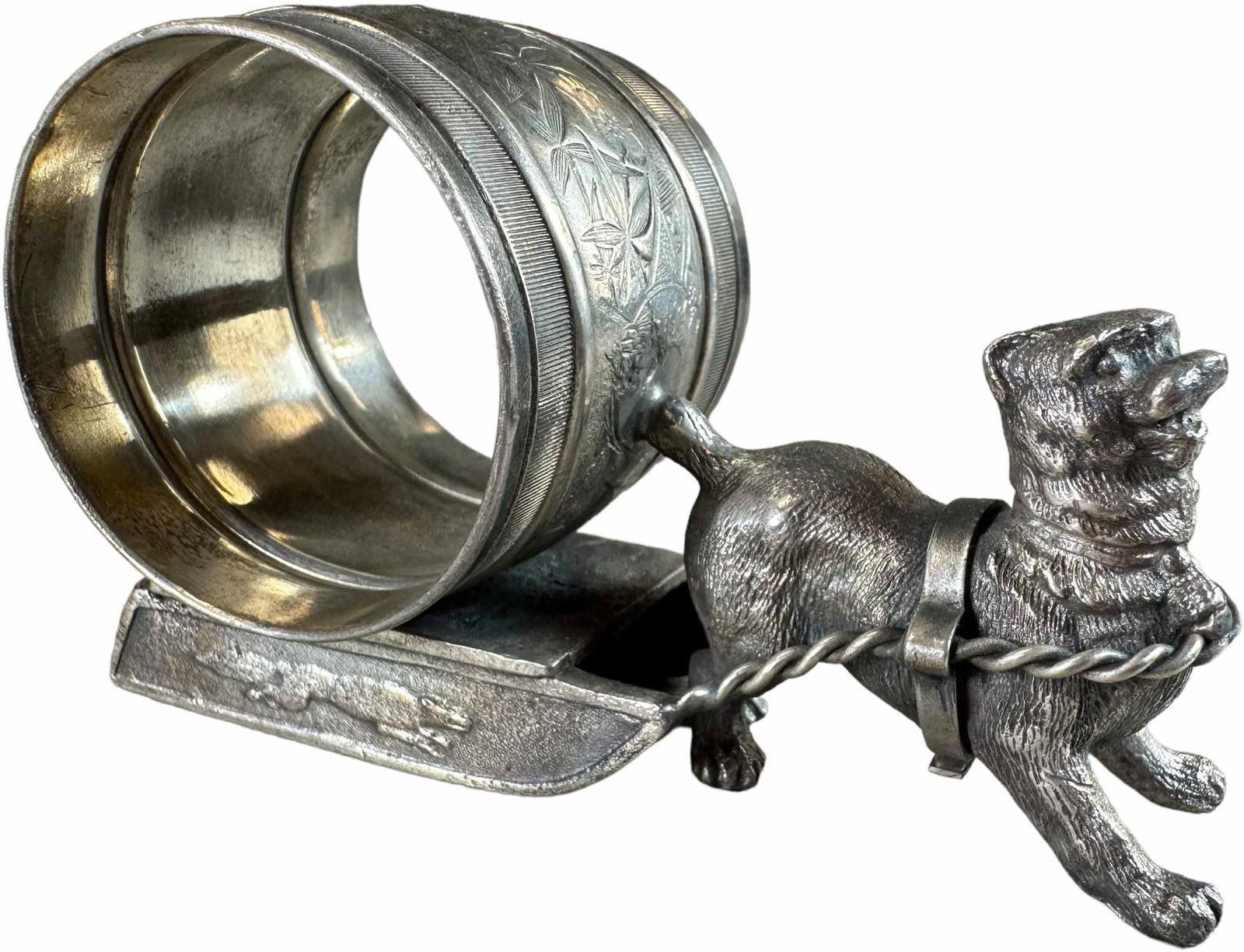 DOG PULLING SLED VICTORIAN FIGURAL NAPKIN RING (1 of 7)
