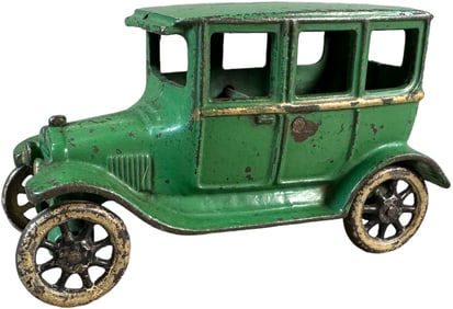 ARCADE FORD MODEL T FORDOR SEDAN