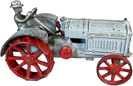 ARCADE MCCORMICK DEERING 10-20 TRACTOR