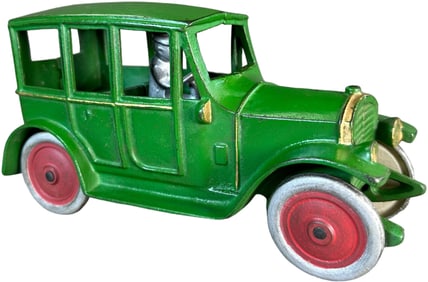 KENTON FOUR DOOR SEDAN