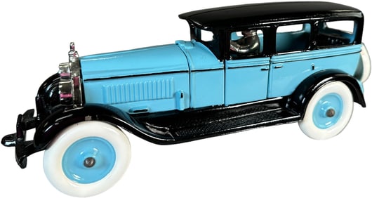 HUBLEY PACKARD STRAIGHT EIGHT SEDAN