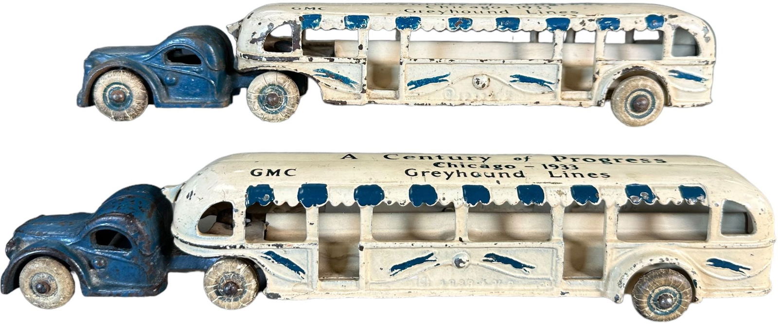 TWO ARCADE 1933 CENTURY OF PROGRESS BUSES (1 of 5)