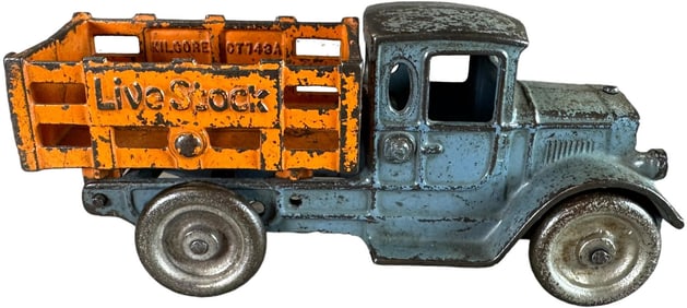 KILGORE LIVE STOCK STAKE TRUCK