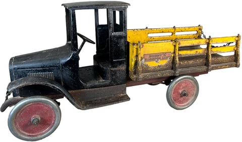 BUDDY L BAGGAGE LINE TRUCK