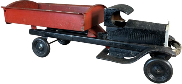 TURNER C-CAB DUMP TRUCK