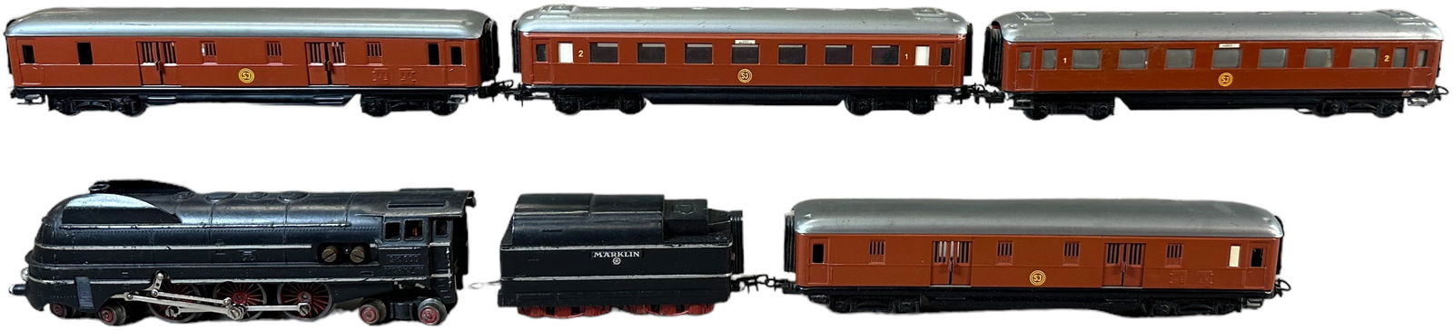 MARKLIN HO GAUGE SK800 SWEDISH PASSENGER SET (1 of 5)