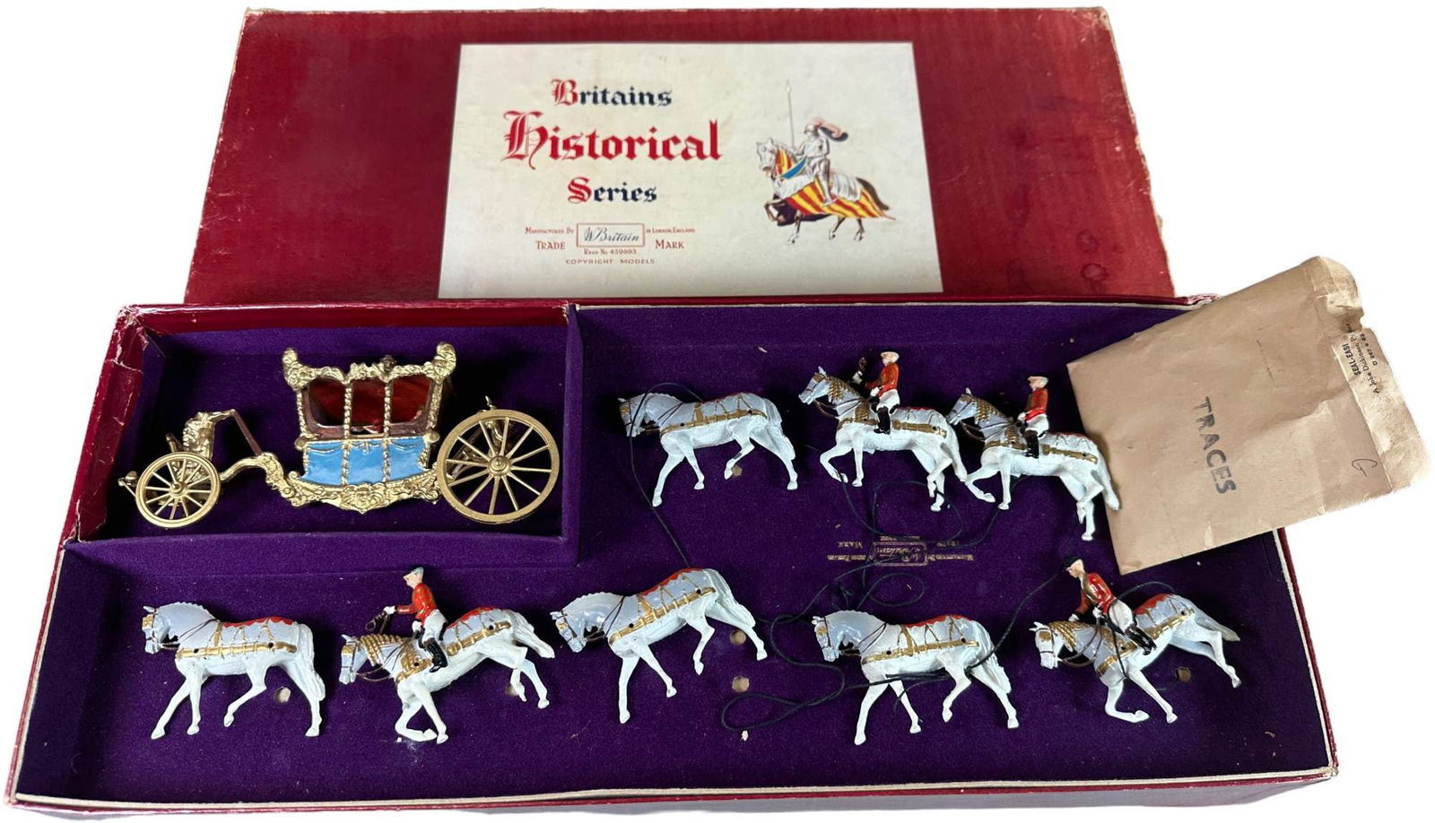 BRITAINS #9401 QUEENS COACH (1 of 10)