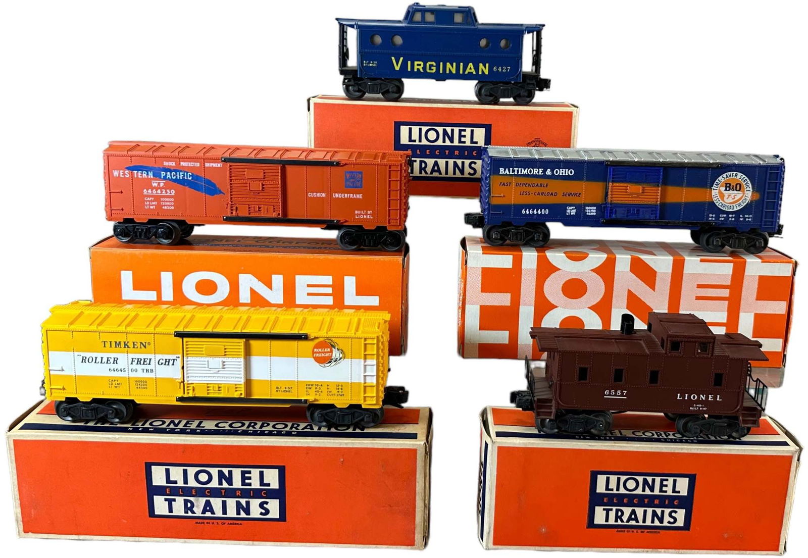 LIONEL POST WAR 6464 CARS & CABOOSES (1 of 5)