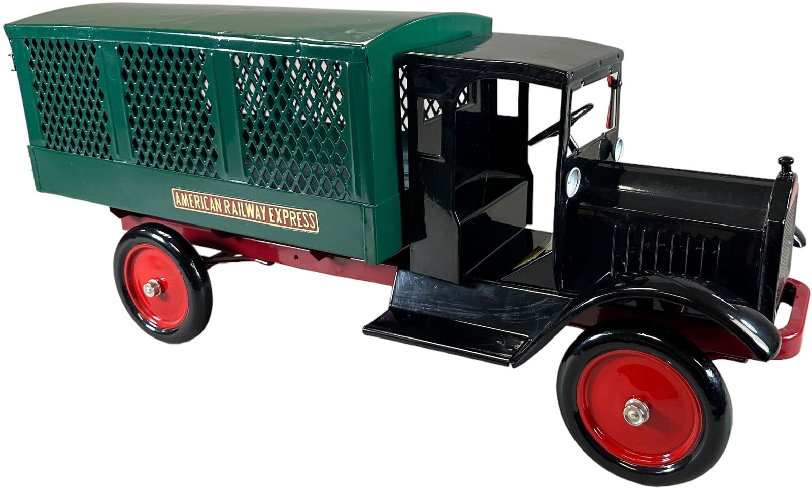 KEYSTONE PACKARD AMERICAN RAILWAY EXPRESS TRUCK (1 of 6)