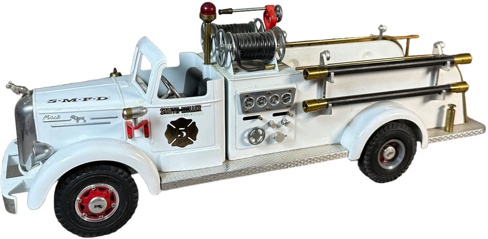 SMITH MILLER MACK FIRE ENGINE TRUCK #5 (1 of 10)