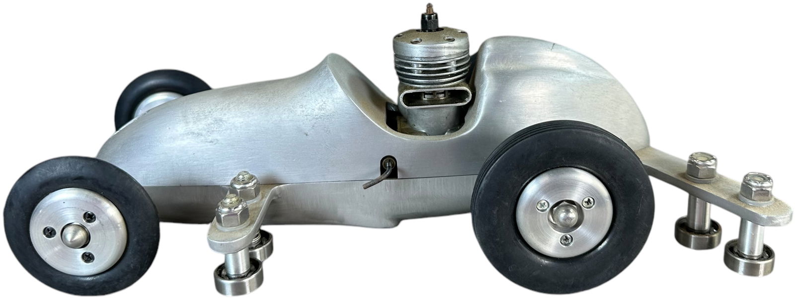 HORNET MITE GAS POWERED TETHER CAR (1 of 10)