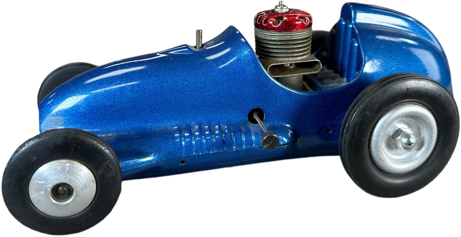 REAL MCCOY MIDGET GAS POWERED TETHER CAR (1 of 9)