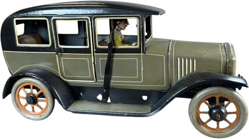 LARGE BING 1920S LIMOUSINE
