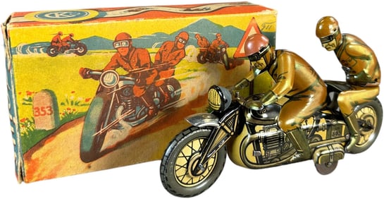 BOXED CKO MOTORCYCLE W/ DOUBLE RIDERS