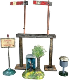 EARLY ISSMAYER ACCESSORY LOT