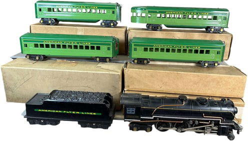 AMERICAN FLYER STREAMLINER PASSENGER SET