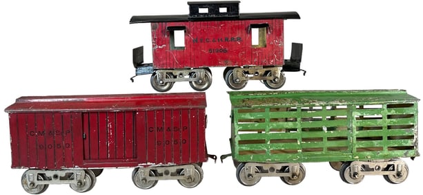 LIONEL HOLLOW RIVET 10 SERIES FREIGHT CARS