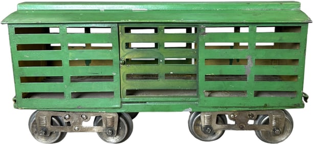 LIONEL YELLOW PRIMER CATTLE CAR